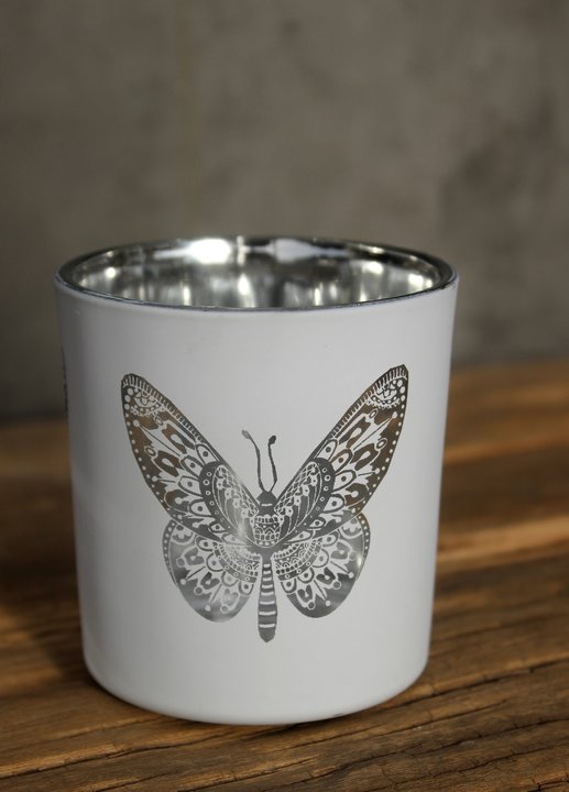 Ljuslyktor Butterfly från Majas lyktor säljs till förmån för Barncancerfonden
